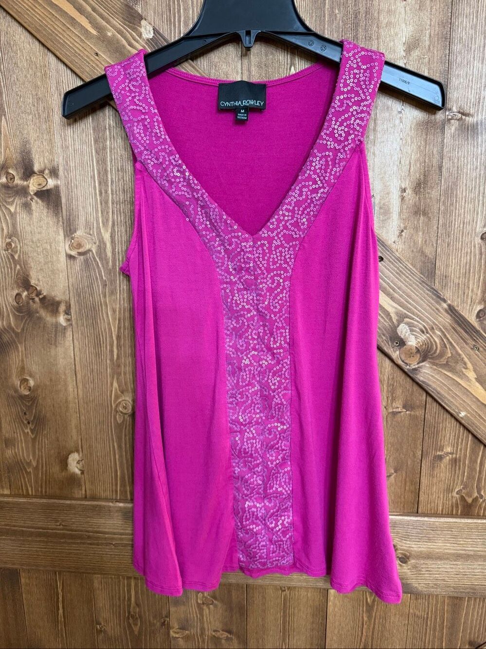 Cynthia Rowley Women’s M Pink Sequin Sleeveless V Neck Tank Top Blouse (9349)
